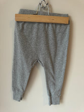 Load image into Gallery viewer, Joe Fresh Jersey Pants 12-18M
