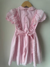 Load image into Gallery viewer, Vintage Polly Finders Dress Size 6
