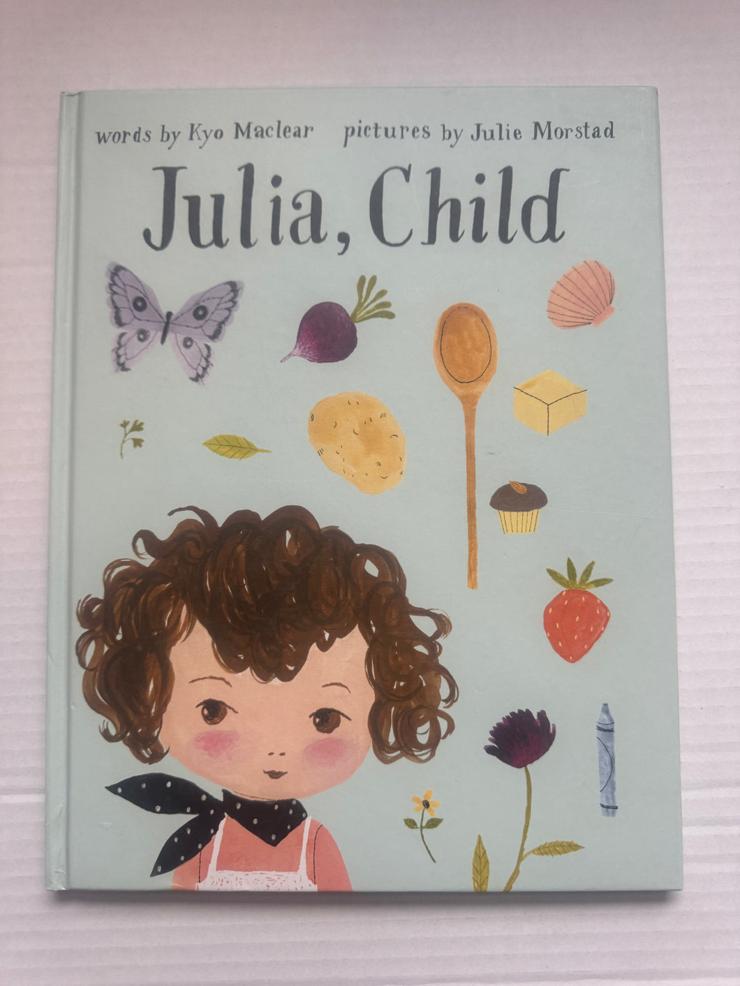 Julia, Child