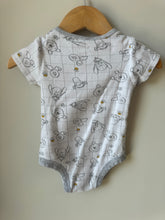 Load image into Gallery viewer, Disney Onesie 6-12M
