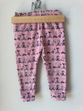 Load image into Gallery viewer, UniQlo Peanut Pants 12-18M
