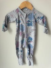 Load image into Gallery viewer, Bonds Wondersuit Floral 0-3M
