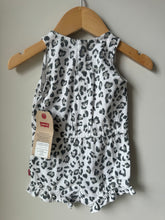 Load image into Gallery viewer, *With Tags* Levis Romper 6M
