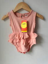 Load image into Gallery viewer, *With Tags* Textured Romper 3-6M
