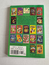 Load image into Gallery viewer, Vintage Berenstain Bear Haunted Hayride
