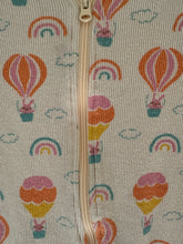 Load image into Gallery viewer, UniQlo Ribbed Balloon Footie 12-18M
