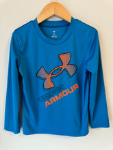 Load image into Gallery viewer, Under Armour Long Sleeve Size 5
