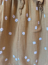 Load image into Gallery viewer, Textured Floral Dress 4T
