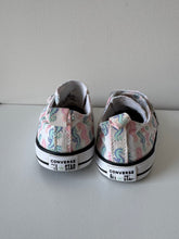 Load image into Gallery viewer, Seahorse Velcro Converse Size 8C
