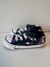 Load image into Gallery viewer, Unicorn Converse Size 6C
