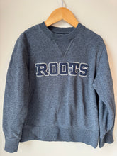 Load image into Gallery viewer, Roots Crewneck 5-6Y
