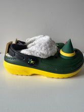 Load image into Gallery viewer, Elf Crocs Size 11C

