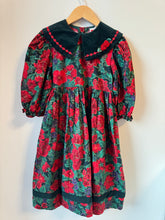 Load image into Gallery viewer, Vintage Winnie the Pooh Holiday Dress 6X
