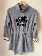 Load image into Gallery viewer, Roots Salt and Pepper Sweater Dress 9-10Y
