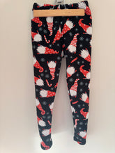 Load image into Gallery viewer, Just Cozy Gnome Leggings 7-8Y
