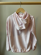 Load image into Gallery viewer, UniQlo UV Protection Mesh Hoodie 5-6Y
