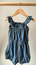 Load image into Gallery viewer, BabyGap Chambray Romper Size 3
