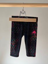 Load image into Gallery viewer, Adidas Cropped Pants 2T
