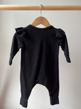 Load image into Gallery viewer, Posh &amp; Cozy Cynthia Romper 0-6M
