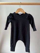 Load image into Gallery viewer, Posh &amp; Cozy Cynthia Romper 0-6M
