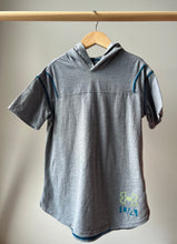 Load image into Gallery viewer, Under Armour Tee YMD
