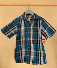 Load image into Gallery viewer, *With Tags* OshKosh Button Up Size 6

