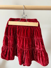 Load image into Gallery viewer, babyGap Tiered Skirt Size 2
