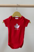 Load image into Gallery viewer, Canada Onesie 3-6M
