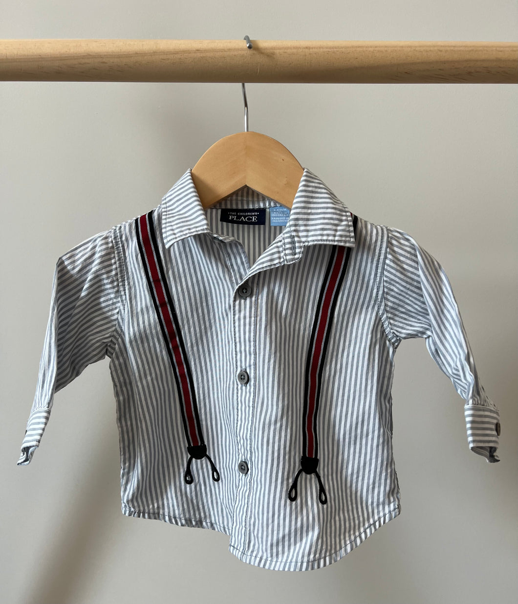 Children’s Place Button Up 6-9M