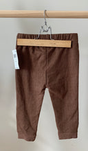 Load image into Gallery viewer, *With Tags* Chevron Pant 24M
