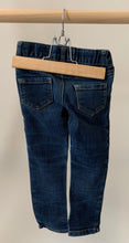 Load image into Gallery viewer, Cat &amp; Jack Skinny Jean 3T
