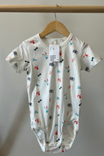 Load image into Gallery viewer, *With Tags* H&amp;M Onesie 3-4Y
