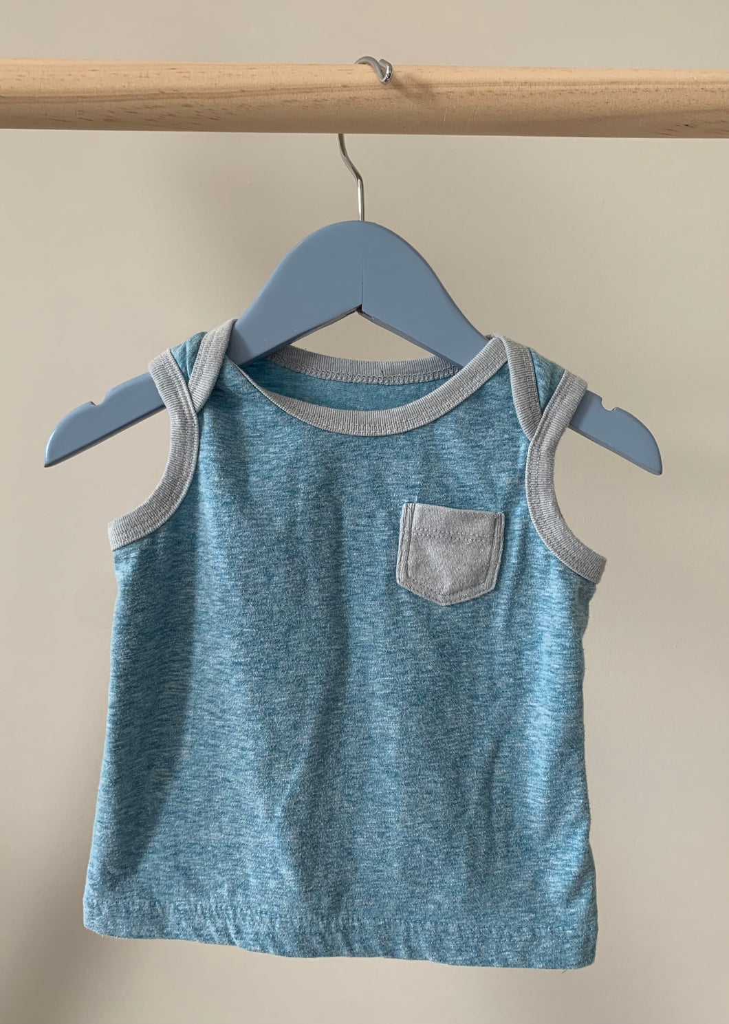 Old Navy Tank 6-12M