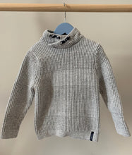 Load image into Gallery viewer, Zara Knit Sweater Size 6
