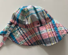 Load image into Gallery viewer, Reversible Tommy Sun Hat 6-12M
