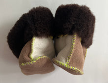 Load image into Gallery viewer, European Bought Booties Size 4INF
