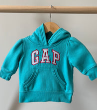 Load image into Gallery viewer, babyGap Hoodie 3-6M
