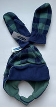 Load image into Gallery viewer, *With Tags* Old Navy Hat &amp; Mitt Set 12-18M
