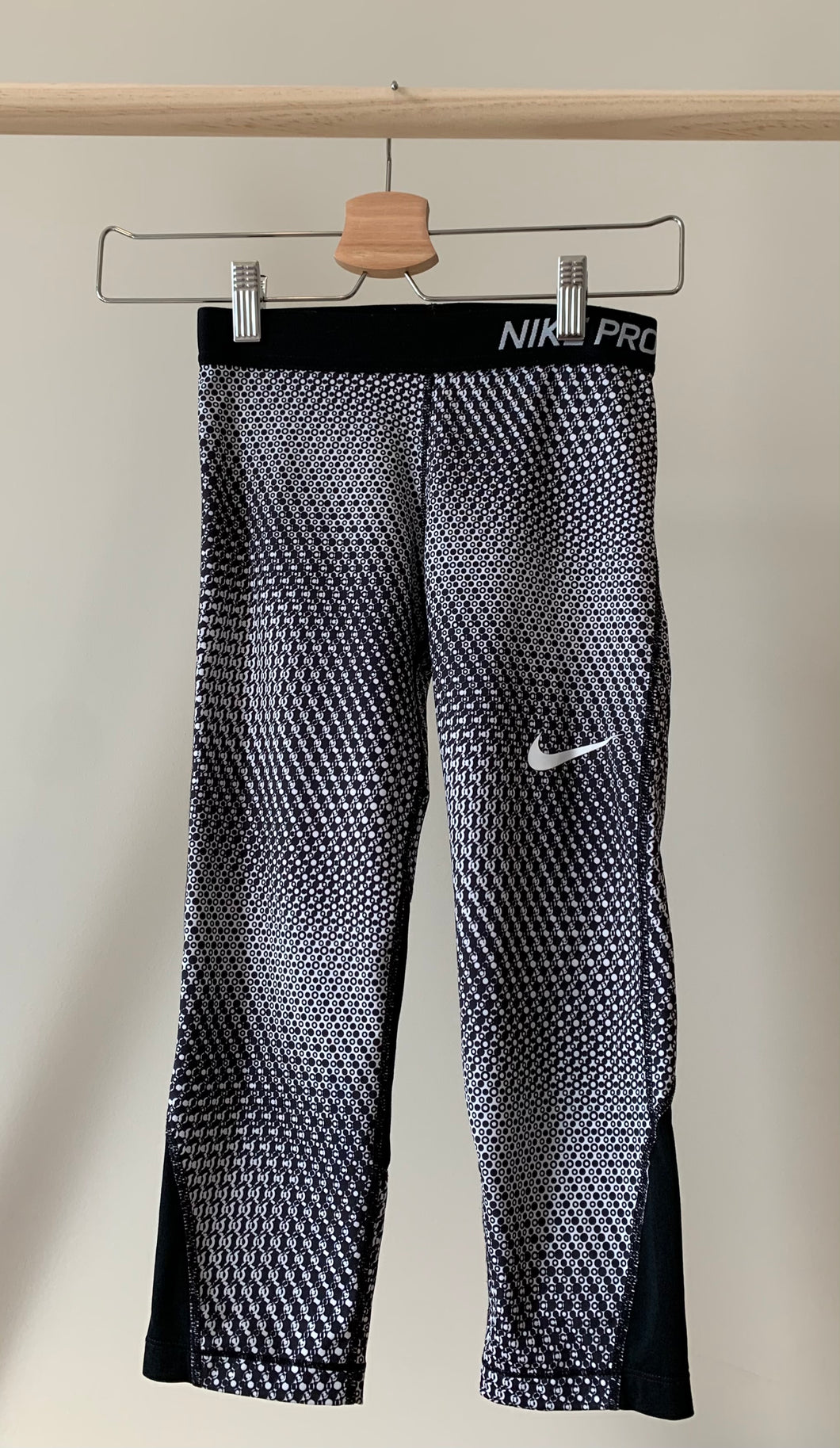 Nike Pro Legging Size Med