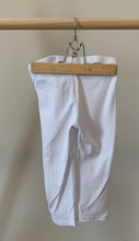 Load image into Gallery viewer, *With Tags* Organic Cotton H&amp;M Legging 4-5Y
