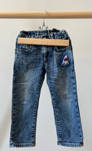 Load image into Gallery viewer, babyGap Jeans 3 Years
