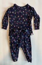 Load image into Gallery viewer, BabyGap Lights PJ Set 6-12M
