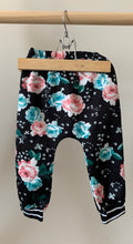 Load image into Gallery viewer, Floral Athletic Pant 18-24M
