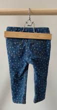 Load image into Gallery viewer, OshKosh Heart Jegging 18M
