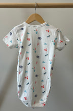 Load image into Gallery viewer, *With Tags* H&amp;M Onesie 3-4Y
