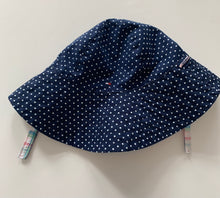 Load image into Gallery viewer, Reversible Tommy Sun Hat 6-12M
