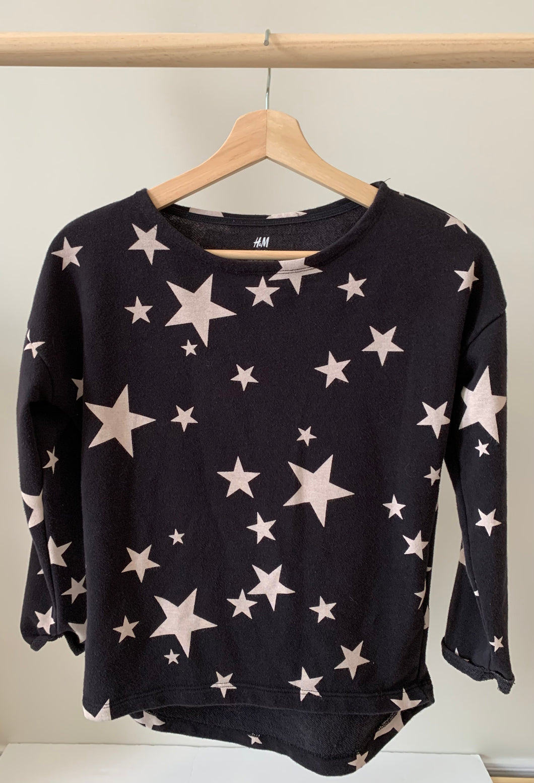 H&M Star Sweater 10-12 Y