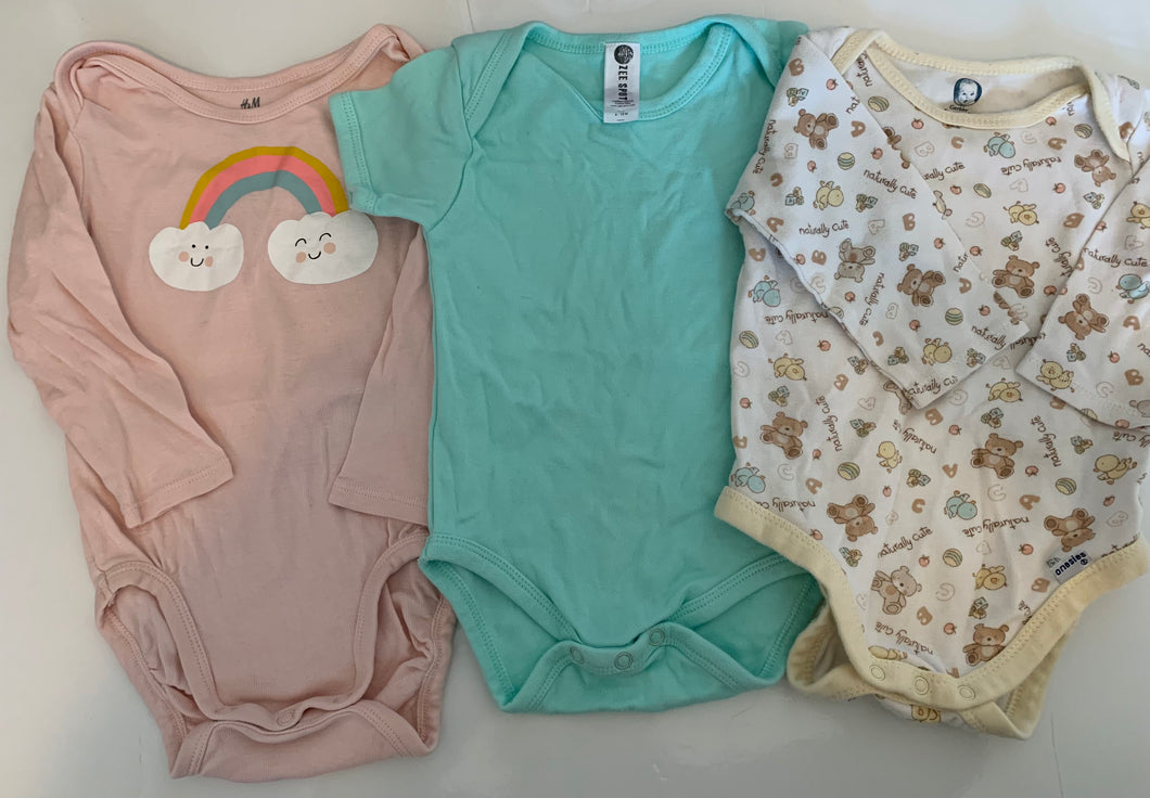 Organic Cotton Onesie Bundle 6-9M