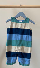 Load image into Gallery viewer, babyGap Romper 3-6M
