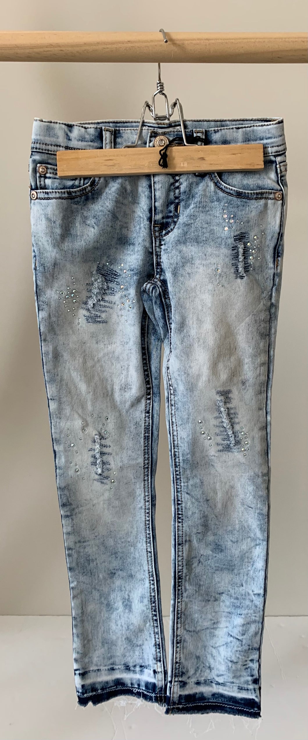 Jordache Acid Wash Distressed Jean Size 7